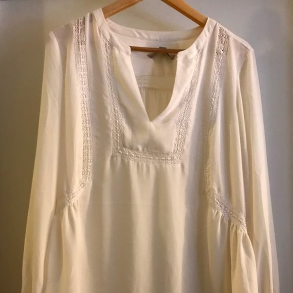 Cream blouse with lace details (M, Loft) - Picture 1 of 4